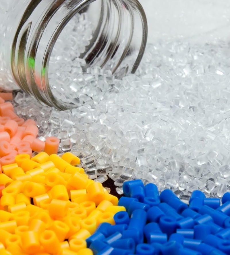 Nhựa nguyên sinh là gì và nhựa tái chế là gì? So sánh và đánh giá